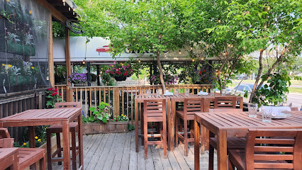 Chaise Café & Lounge