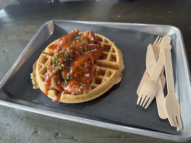 79 Kensington Ave, Toronto, ON M5T 2K2