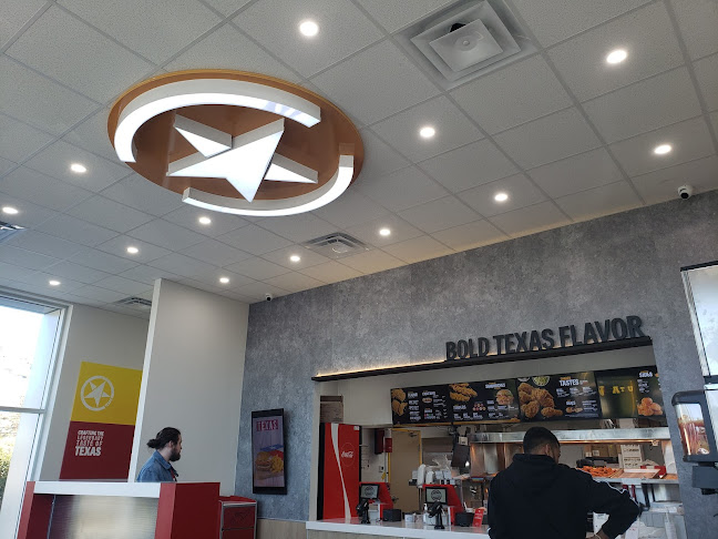 494 Big Bay Point Rd, Barrie, ON L4N 3Z5