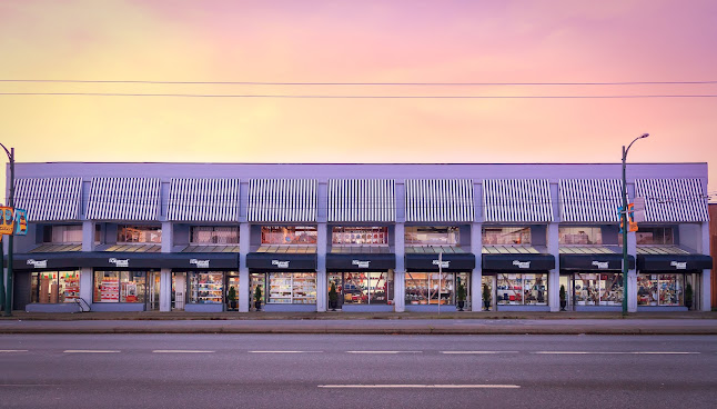 The Gourmet Warehouse