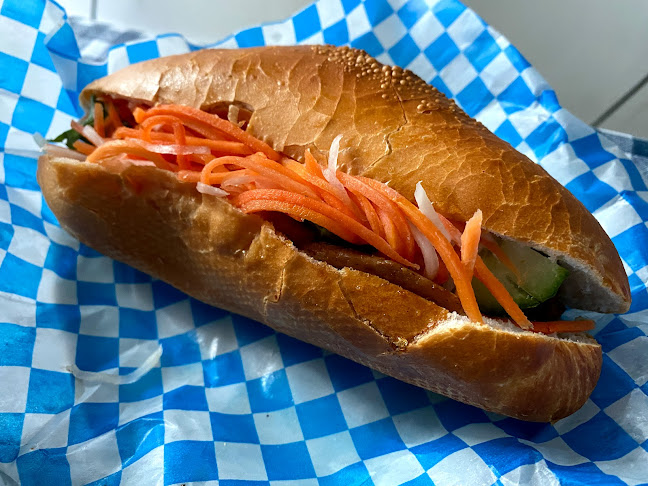 241 Niagara St, Toronto, ON M6J 2L5