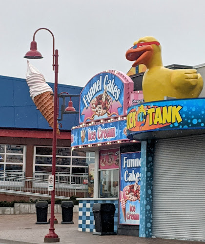 Funnel Cakes - Hospitality and gastronomy
