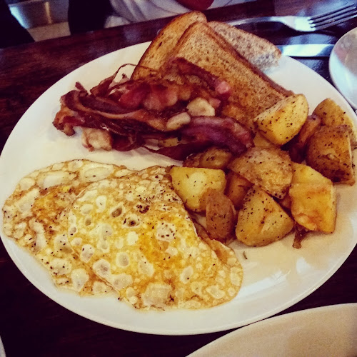 Opinii despre Alchemy Coffee în Markham - Hospitality and gastronomy