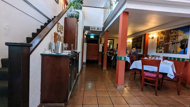 Opinii despre Casa Corsi în North Vancouver - Hospitality and gastronomy