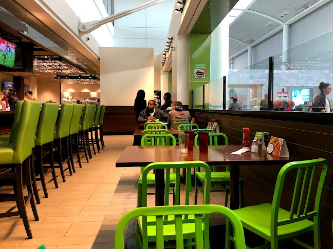 Wahlburgers - Hospitality and gastronomy