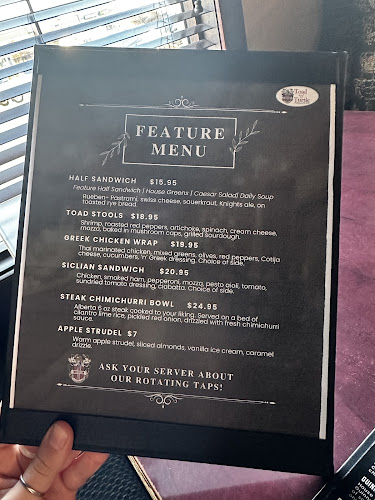 Toad 'n’ Turtle Pubhouse & Grill - Hospitality and gastronomy