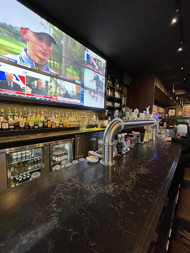 One Eyed Jack Pub & Grill Lindsay - Lindsay