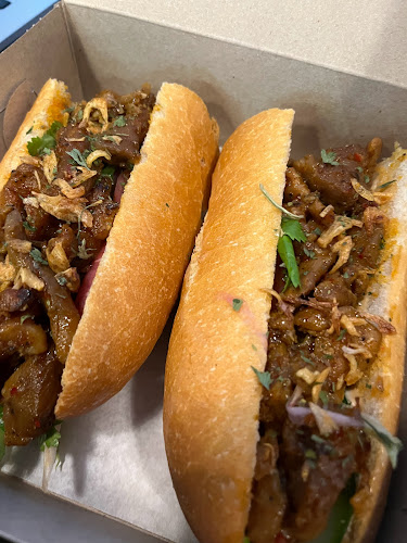 1145 Dundas St E, Mississauga, ON L4Y 2C3