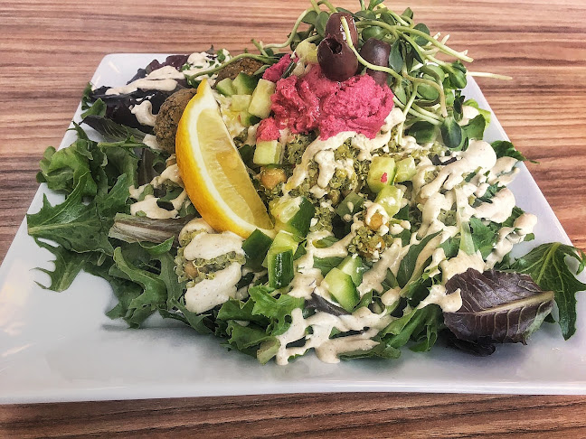 Opinii despre kb&co 104 St NW în Edmonton - Hospitality and gastronomy