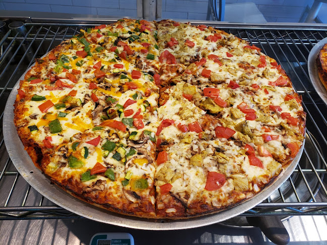 Opinii despre Flying Wedge Pizza Co în Vancouver - Hospitality and gastronomy