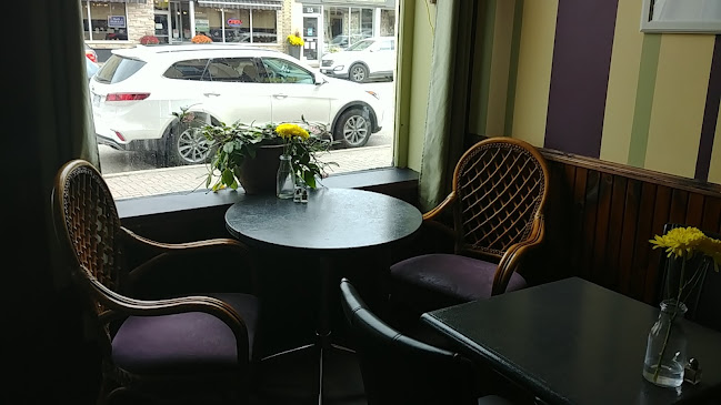 102 Peel St, New Hamburg, ON N3A 1E7