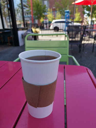 1701 Government St, Victoria, BC V8W 1Z4