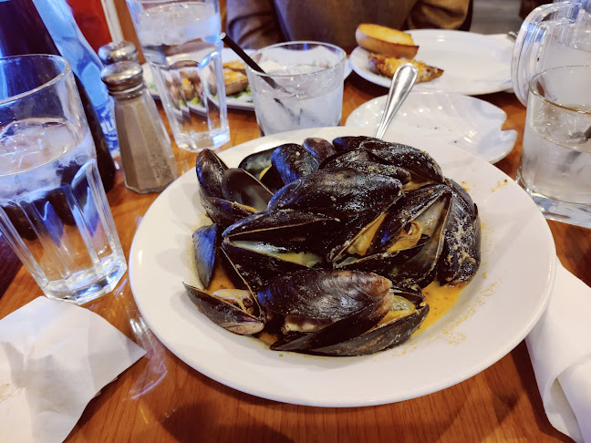 Comentarii opinii despre The Boathouse Seafood Restaurant And Waterfront Patio