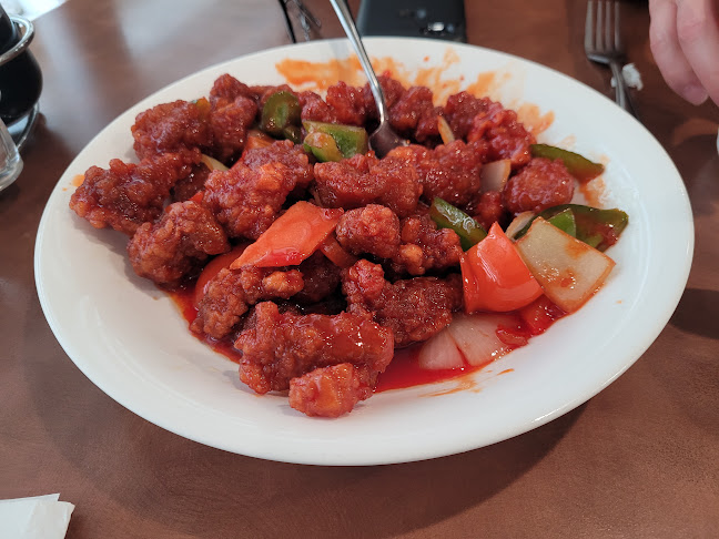 8166 Main St, Vancouver, BC V5X 3L6