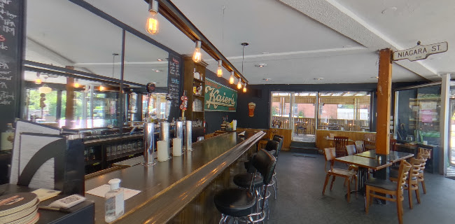 Comentarii opinii despre The Old York Tavern