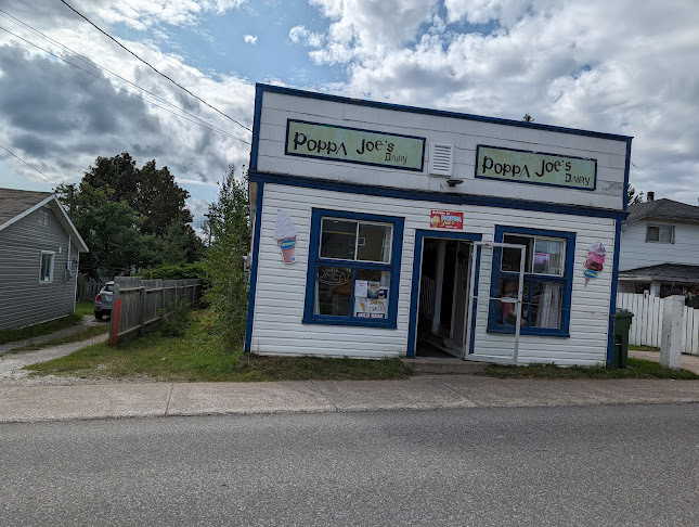 Opinii despre Poppa Joes Dairy în Deer Lake - Hospitality and gastronomy