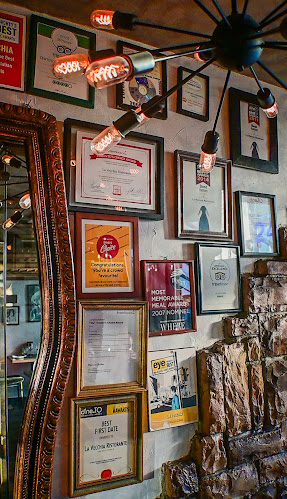 La Vecchia Restaurant Uptown