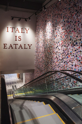 Eataly Toronto - Hospitality and gastronomy