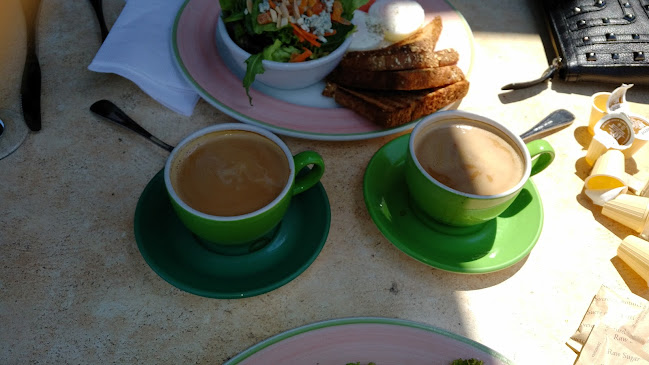 1900 Dundas St W Unit 10&19, Mississauga, ON L5K 1P9