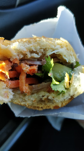 Comentarii opinii despre Hoang Viet Bakery Coffee