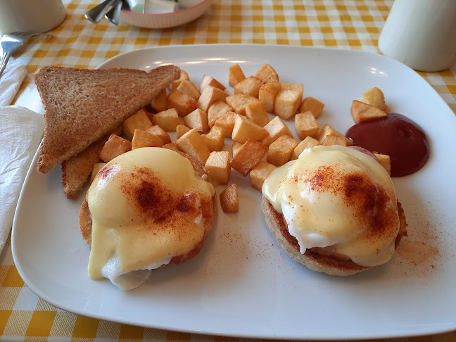 1490 Johnston Rd, White Rock, BC V4B 3Z2