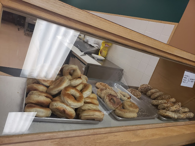 8408 Elbow Dr SW, Calgary, AB T2V 1K8