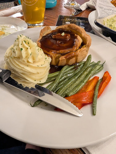 Comentarii opinii despre D'Arcy McGee's