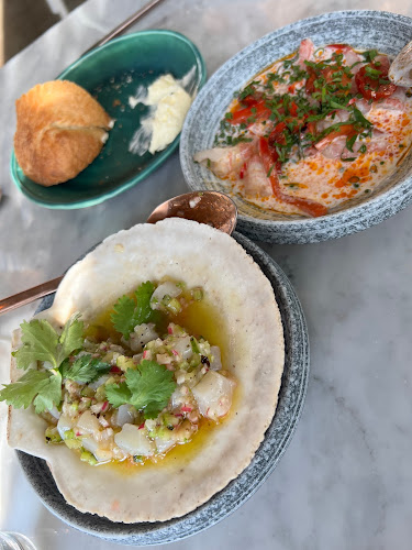 199 Augusta Ave, Toronto, ON M5T 2L4