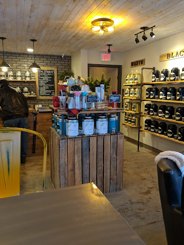 Three & Tea Drink Emporium - Hospitality and gastronomy