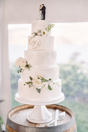 Opinii despre Kakes by Kathie-Kelowna Wedding Cakes în Kelowna - Hospitality and gastronomy