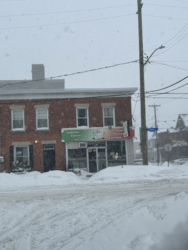 Giovanni's Snack Bar & Pizzeria