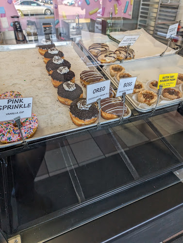 Comentarii opinii despre Debrodniks Donuts: Kitchener