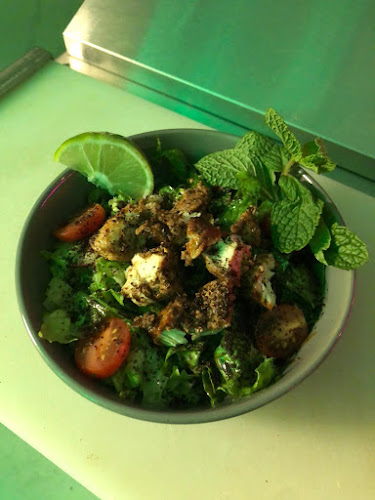 Living Room Hookah Lounge - Hospitality and gastronomy