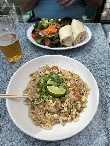 Hemingway's Restaurant and Bar