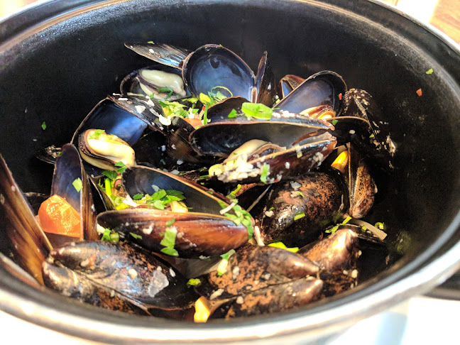 Opinii despre Tableau Bar Bistro în Vancouver - Hospitality and gastronomy