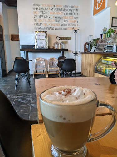 Opinii despre Plant Matter Cafe în London - Hospitality and gastronomy