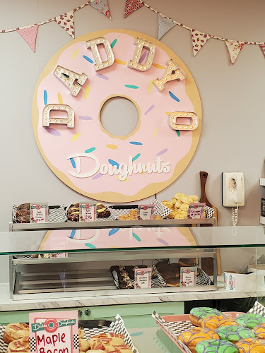 Opinii despre Daddy O Doughnuts & British Baked Goods în Mississauga - Hospitality and gastronomy