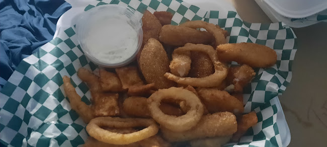 Icebreakers Sports Bar & Grill - Hospitality and gastronomy