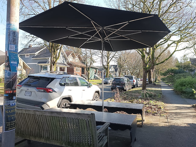 198 W 18th Ave, Vancouver, BC V5Y 2A5