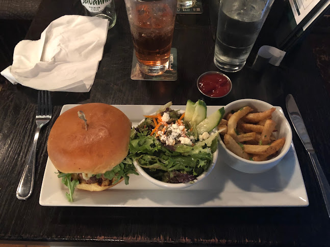 1219 1 St SW, Calgary, AB T2R 0V3