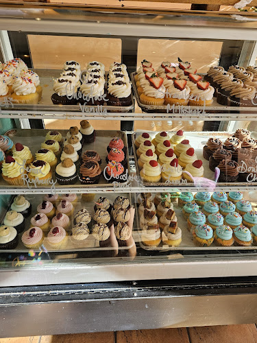 Almond Butterfly Bakeshop & Cafe - Toronto