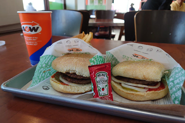 Opinii despre A&W Canada în Yellowknife - Hospitality and gastronomy