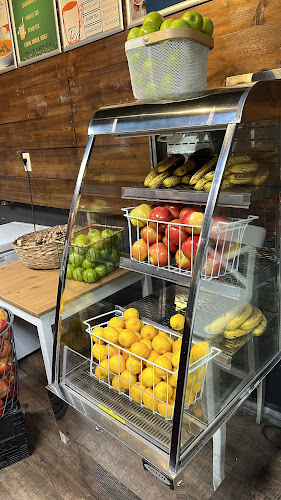 Comentarii opinii despre Trish Juice