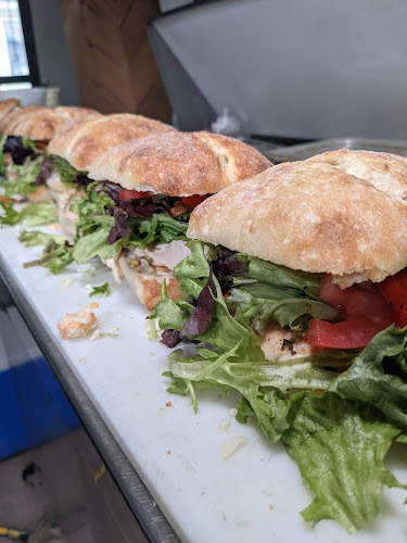 Comentarii opinii despre The Little Eggplant