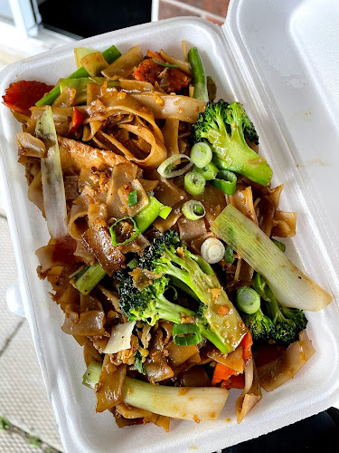 Comentarii opinii despre Eat Thai restaurant