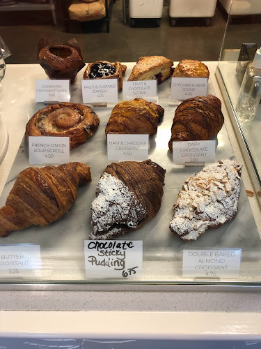 Opinii despre Cadeaux Bakery în Vancouver - Hospitality and gastronomy
