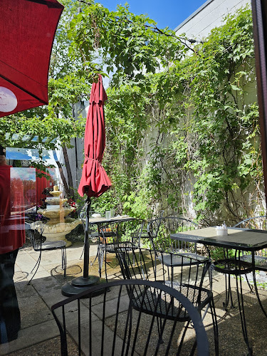 Vi's For Pies - Edmonton