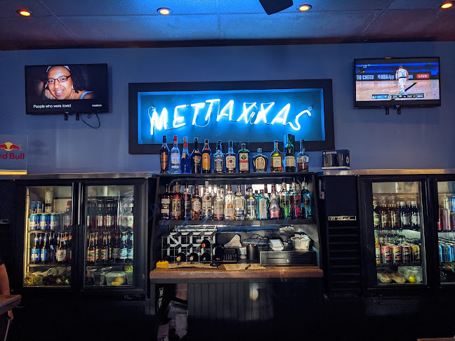 Mettaxxas Tavern - North Battleford