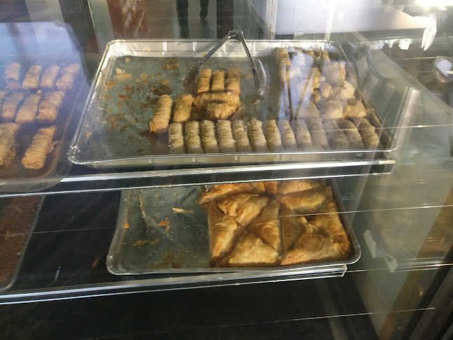 El-Rouhaa Pita Bakery & Restaurant - Calgary