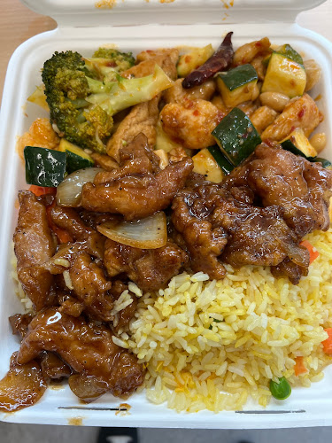 2755 192 St Unit 104, Surrey, BC V3Z 3X1